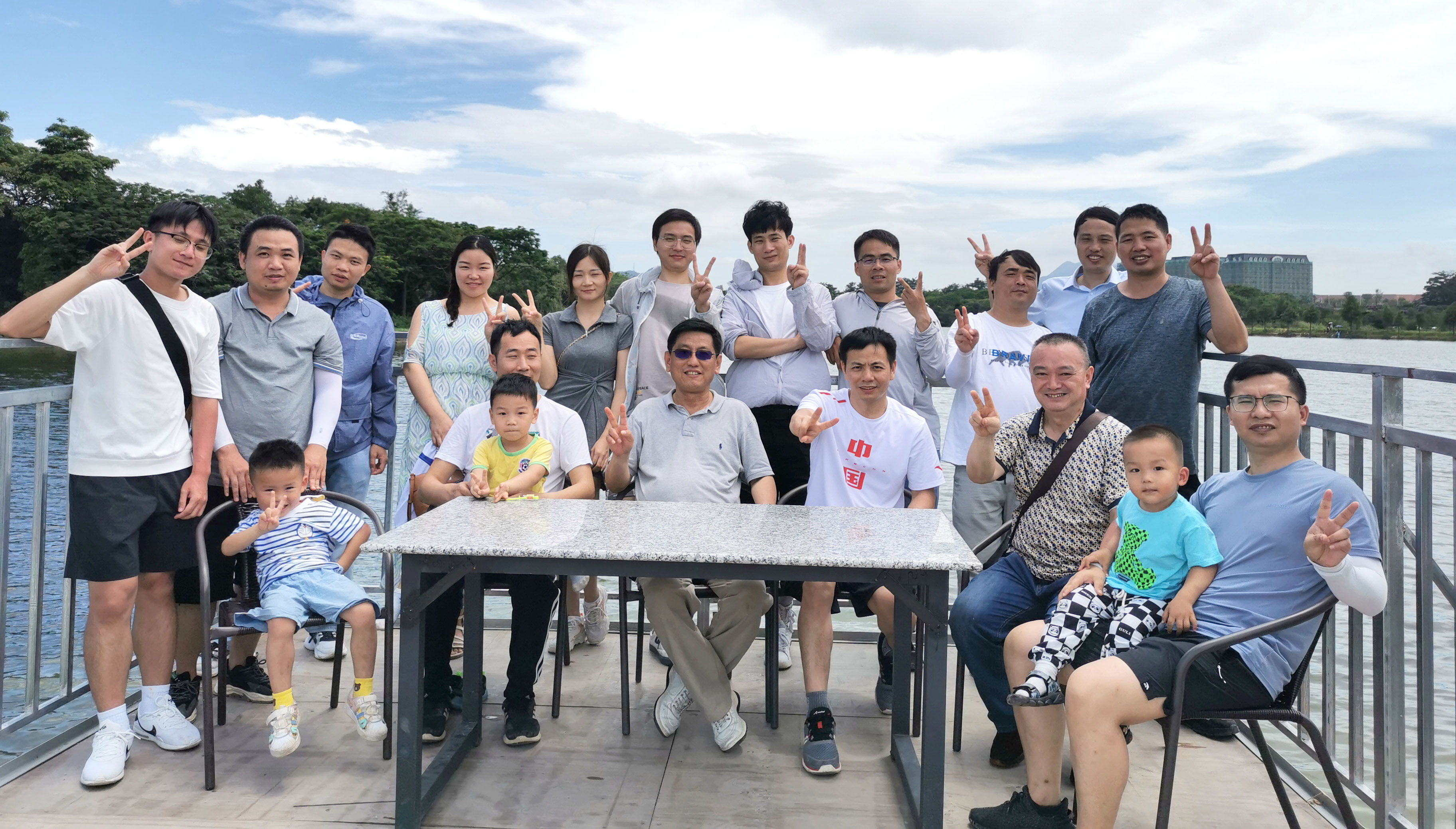 2022年5月钓趣横生·欢乐无限——今年会jnh科技组织员工垂钓团建活动     2022年5月29日